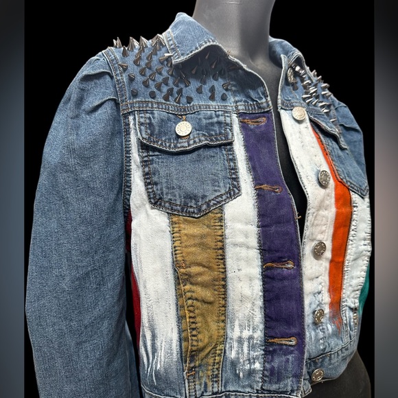 Akira Denim jacket sz MD handpainted butterfly/stripes metal spike studs OOAK - Picture 9 of 15